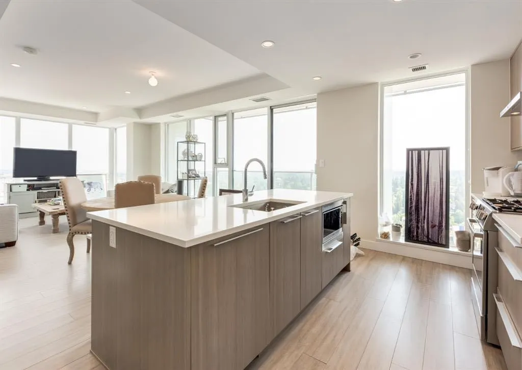 930 16 Avenue SW, #2406