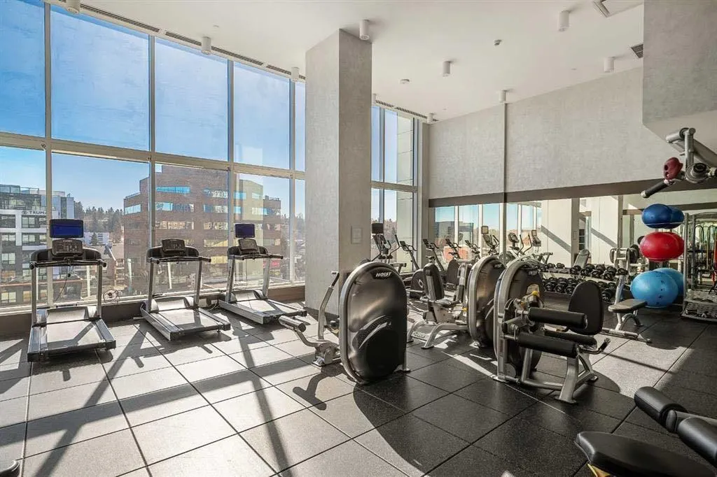 930 16 Avenue SW, #2406