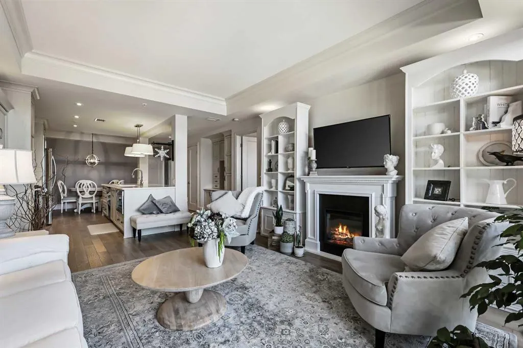 211 Quarry Way SE, #205