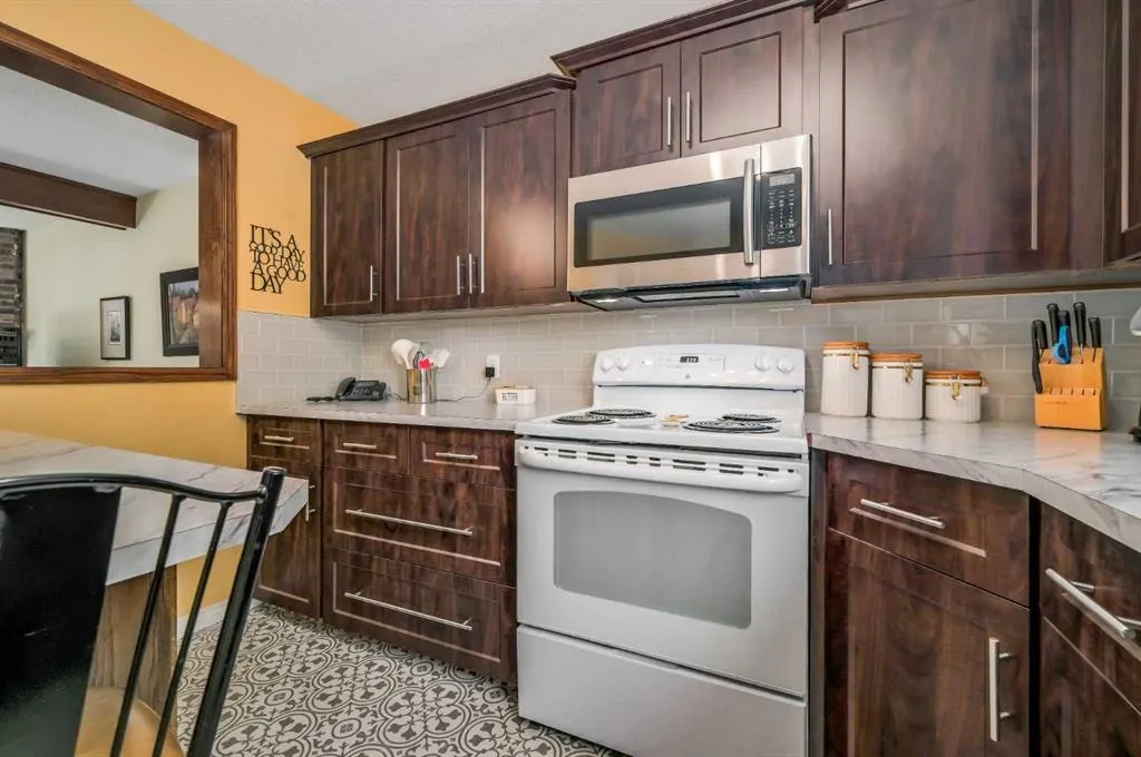 10910 Bonaventure Drive, #4