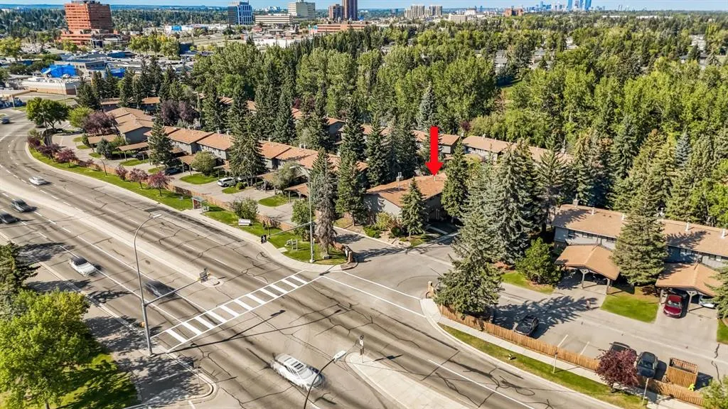 10910 Bonaventure Drive, #4