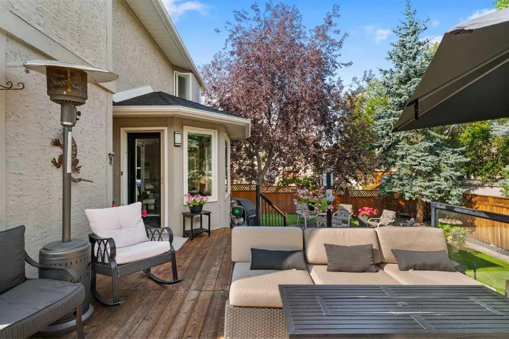 87 Shawnee Crescent SW