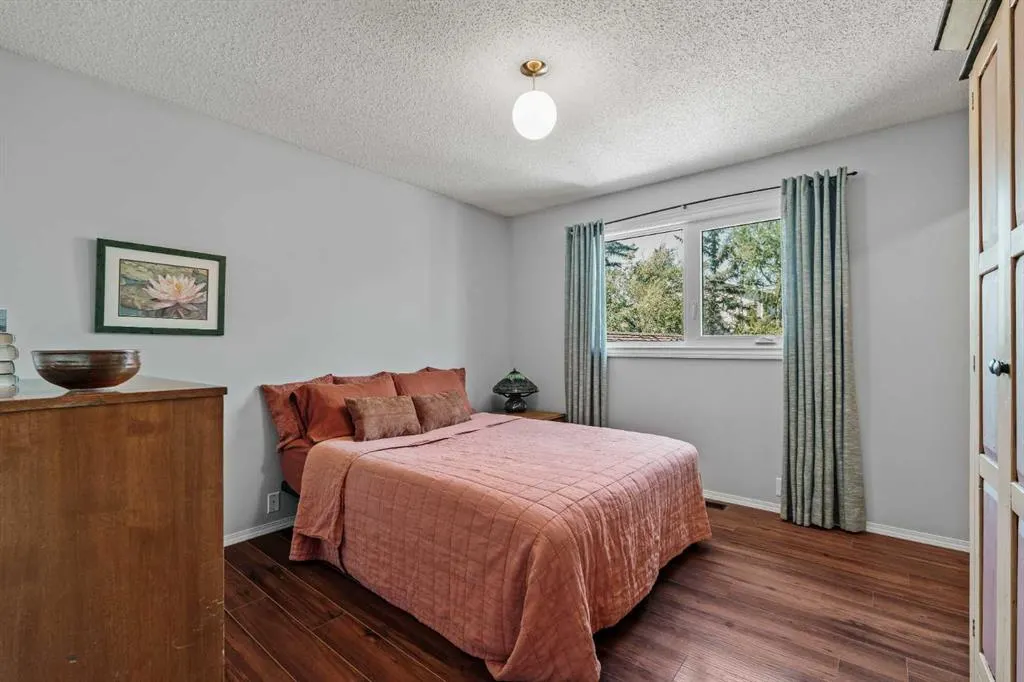 20 Hunters Gate