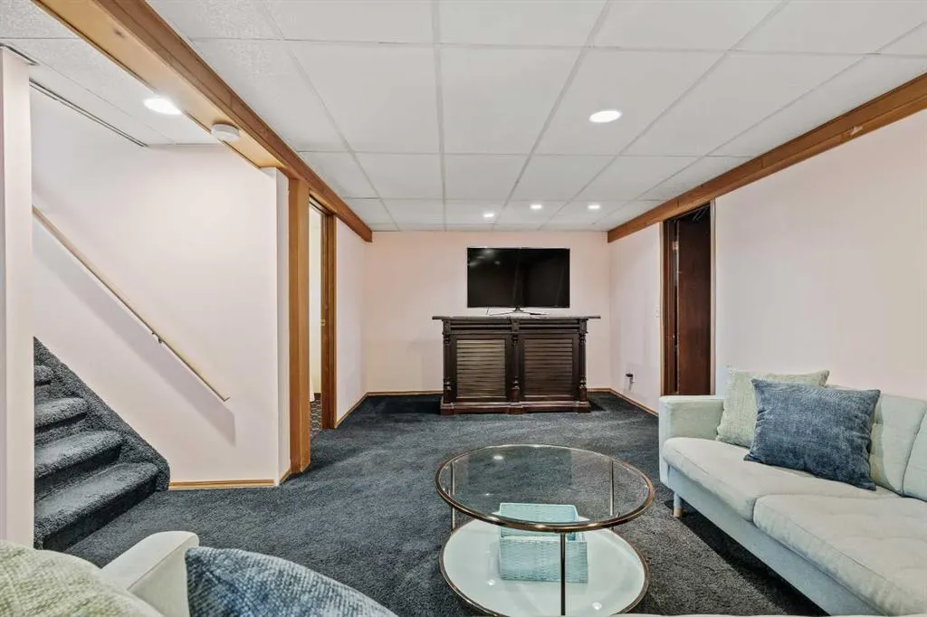 20 Hunters Gate