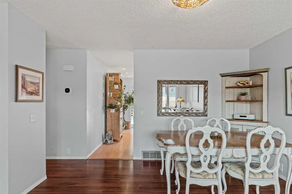 20 Hunters Gate