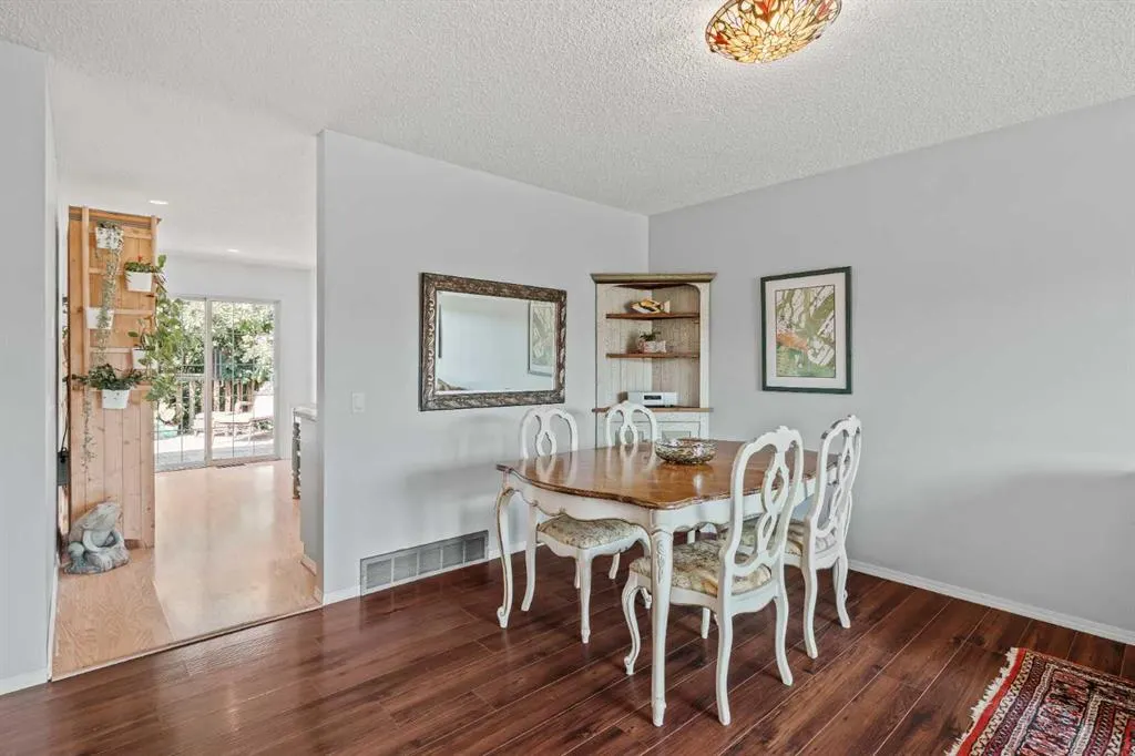20 Hunters Gate