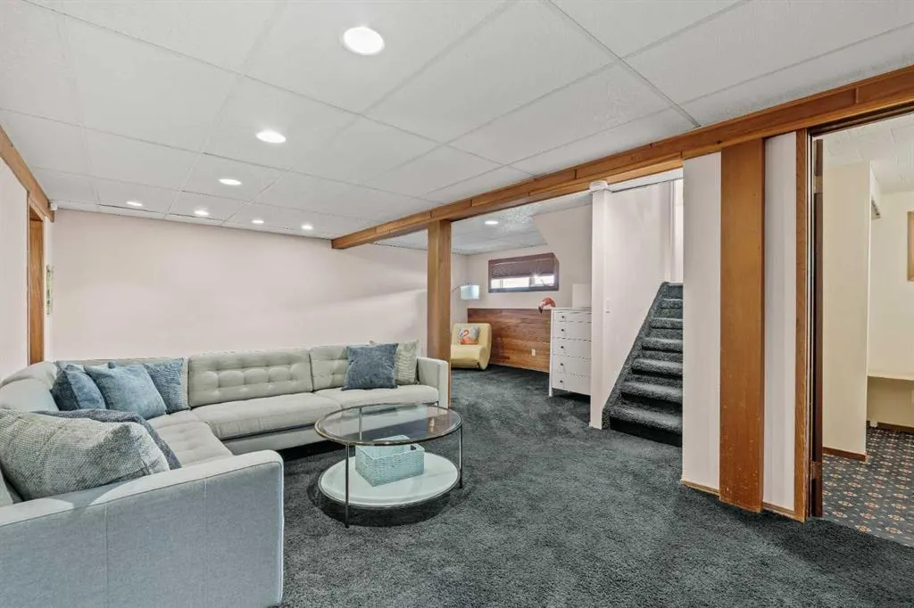 20 Hunters Gate