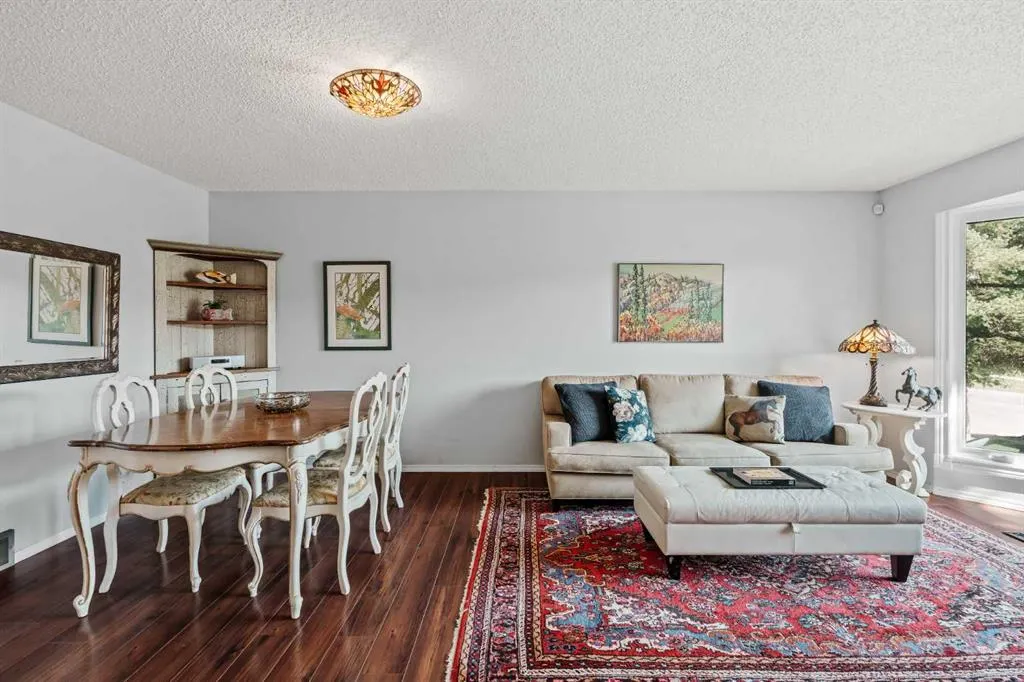 20 Hunters Gate