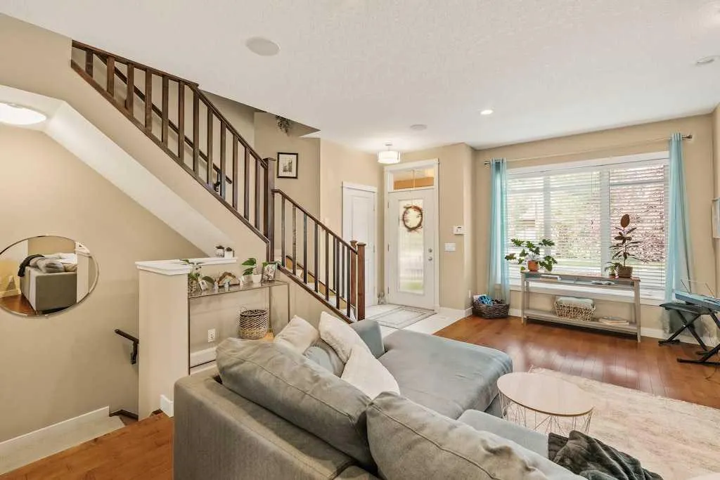 1930 35 Street SW, #1
