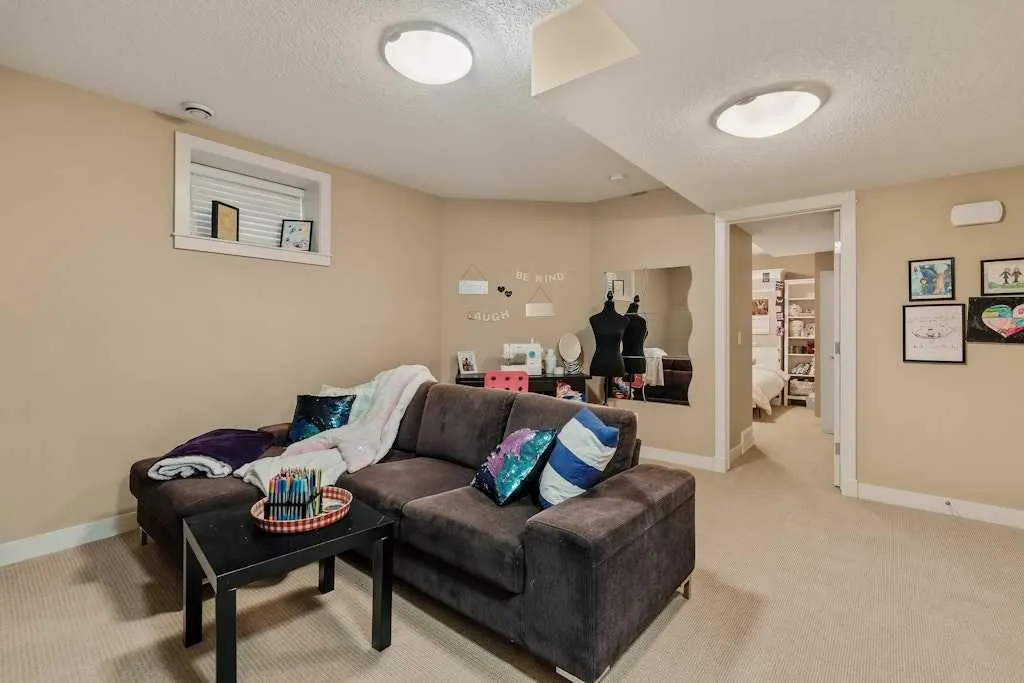 1930 35 Street SW, #1