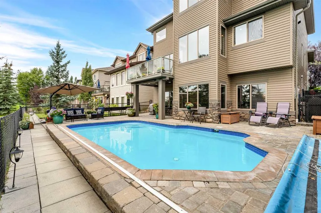 61 Crystal Green Drive