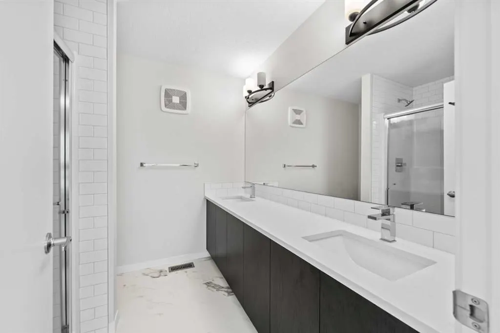 42 Cranbrook Gardens SE, #106