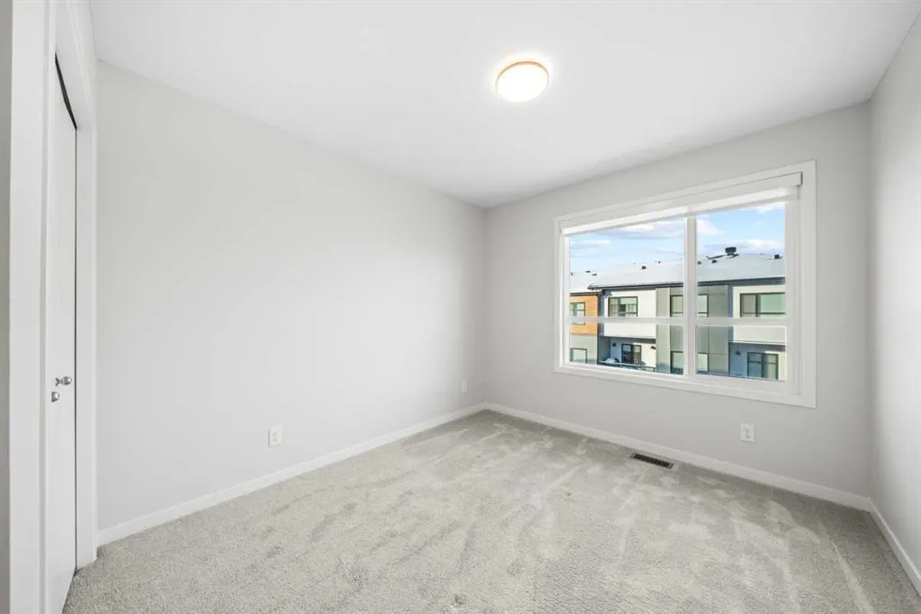 42 Cranbrook Gardens SE, #106