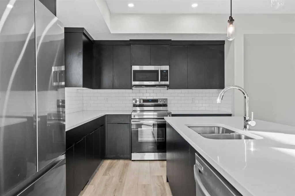 42 Cranbrook Gardens SE, #106