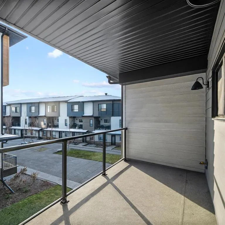 42 Cranbrook Gardens SE, #106