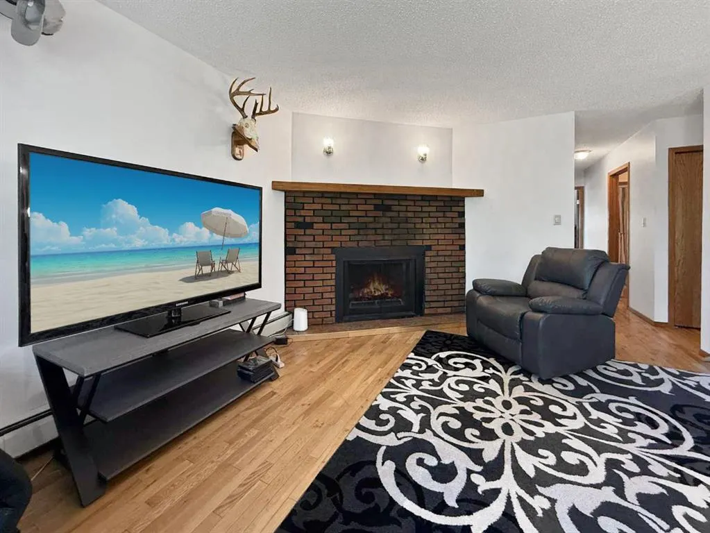 11114 Hoppe Avenue, #201