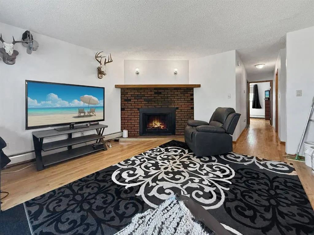 11114 Hoppe Avenue, #201