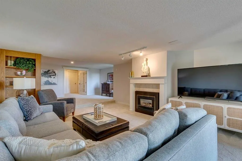1220 Prominence Way SW, #9