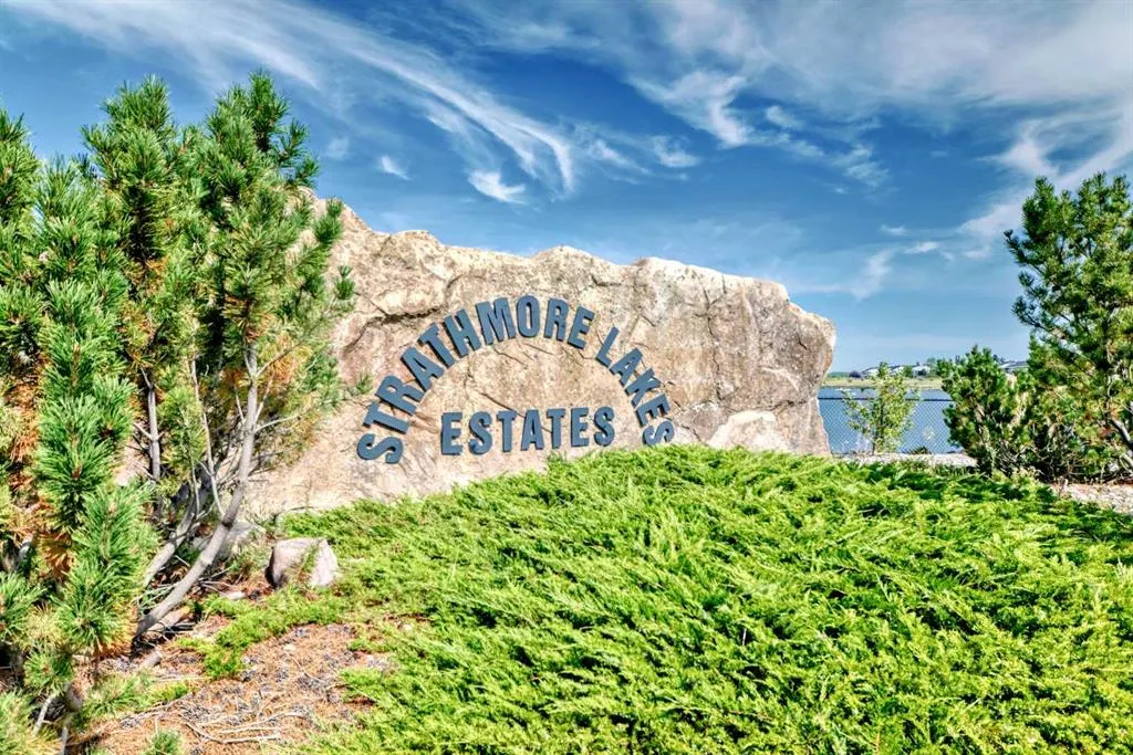 1005A Westmount Drive, #102