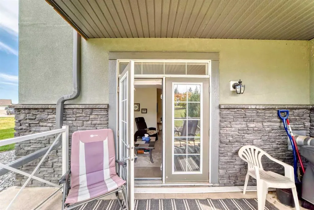 1005A Westmount Drive, #102