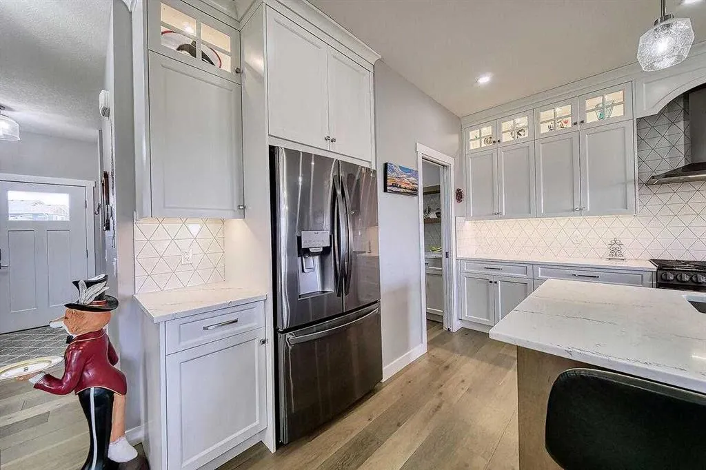 9 Bishop Circle