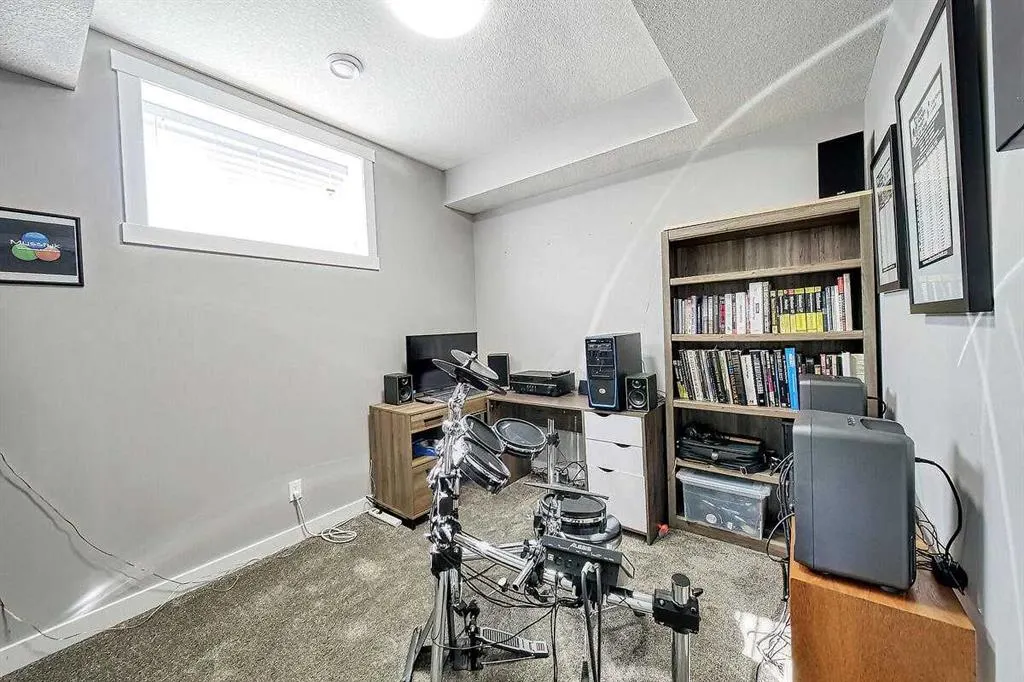 9 Bishop Circle