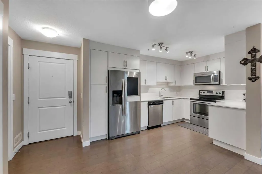 302 Skyview ranch Drive NE, #1307