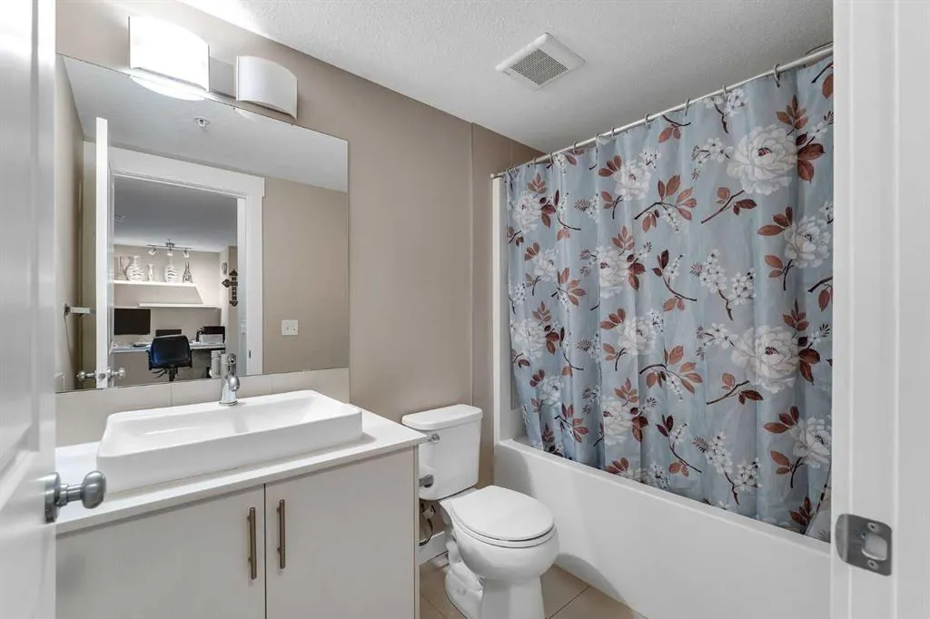 302 Skyview ranch Drive NE, #1307