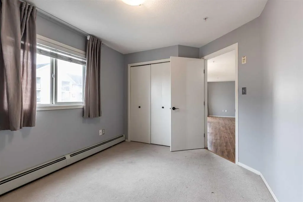 1648 Saamis Drive NW, #220