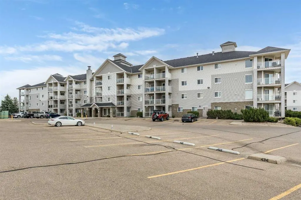 1648 Saamis Drive NW, #220