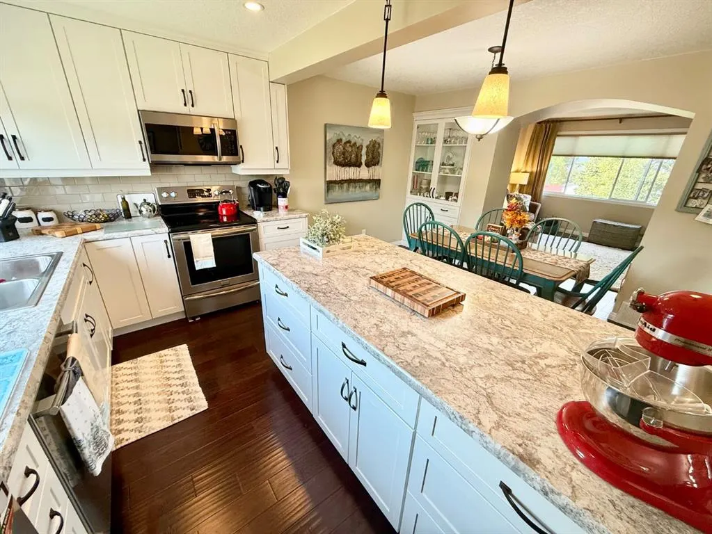 457 COLLINGE Road, #324