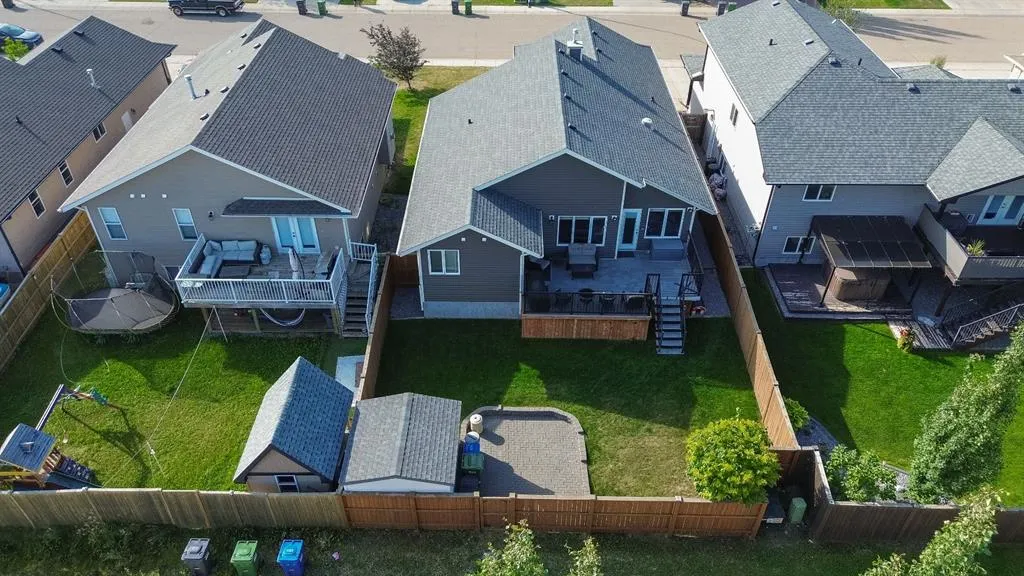 87 Valentine Crescent