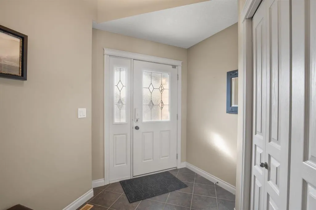 87 Valentine Crescent