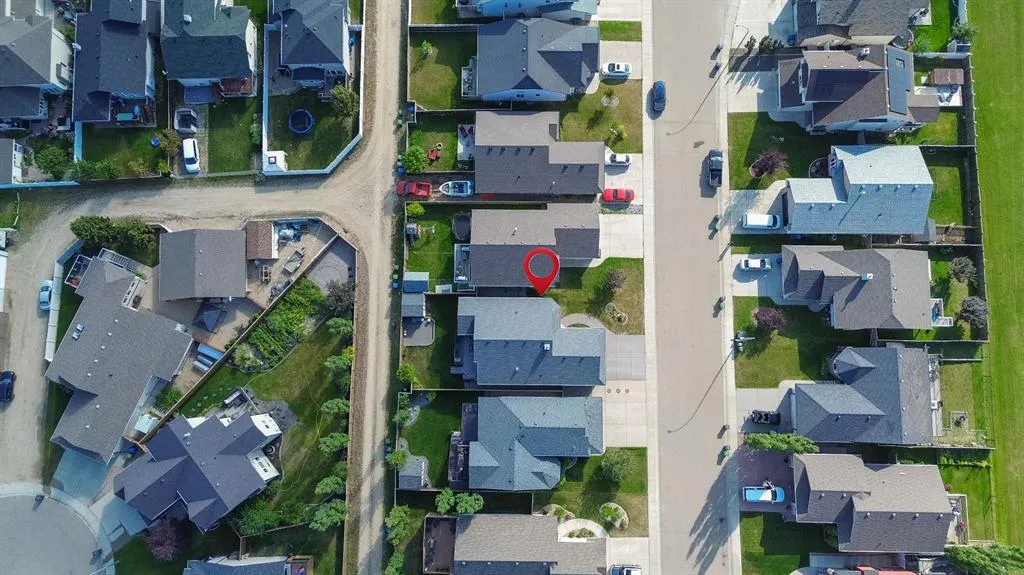 87 Valentine Crescent