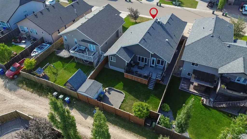 87 Valentine Crescent