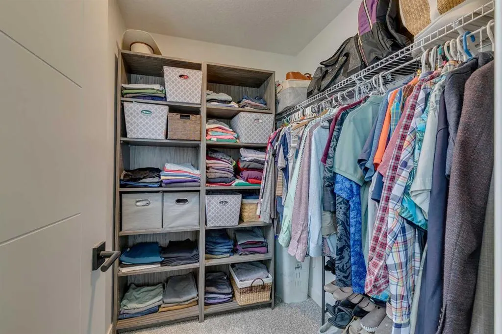 100 Walgrove Court SE, #3402