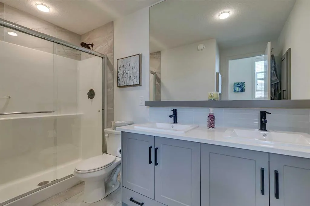 100 Walgrove Court SE, #3402