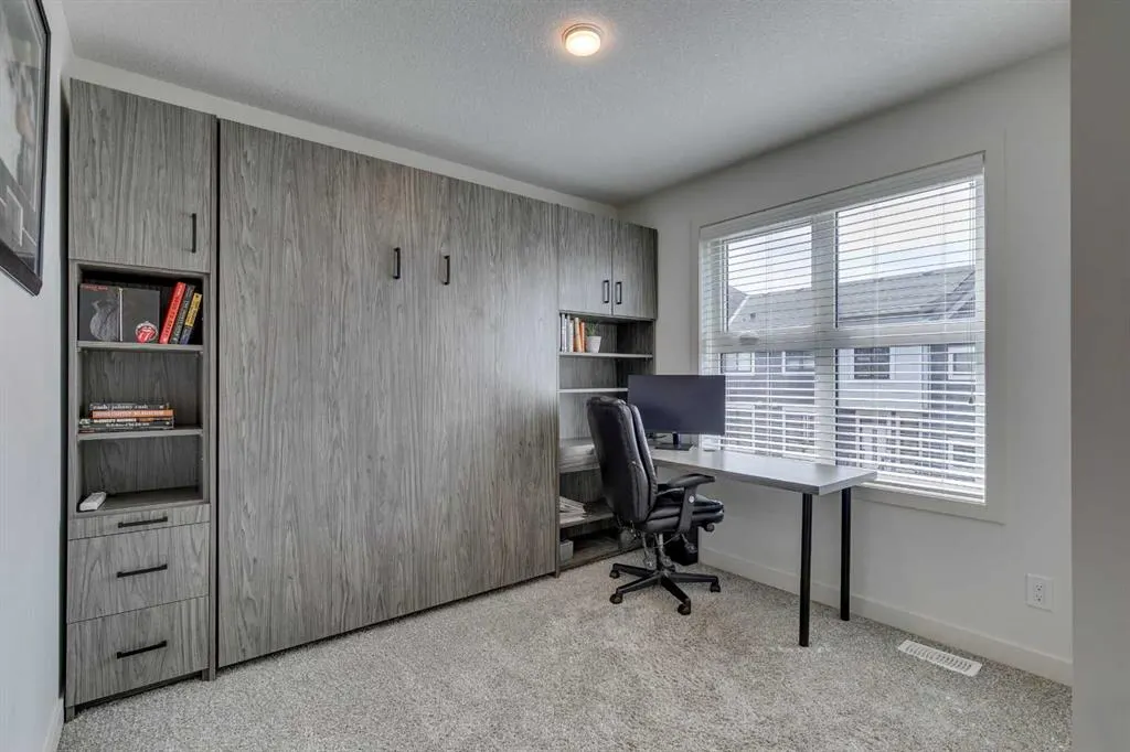 100 Walgrove Court SE, #3402