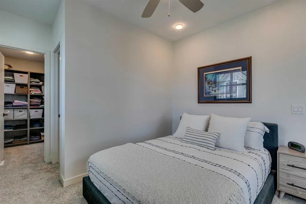 100 Walgrove Court SE, #3402
