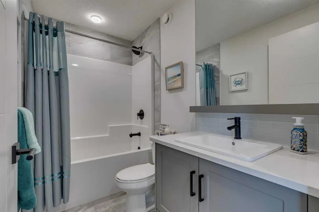 100 Walgrove Court SE, #3402