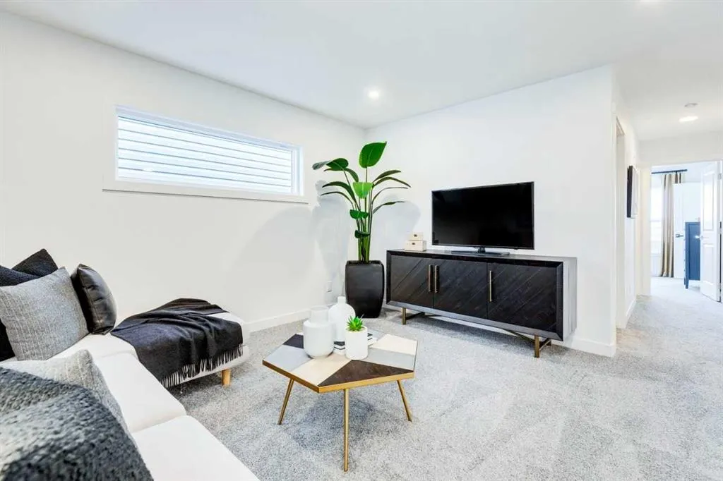 416 Legacy Circle SE
