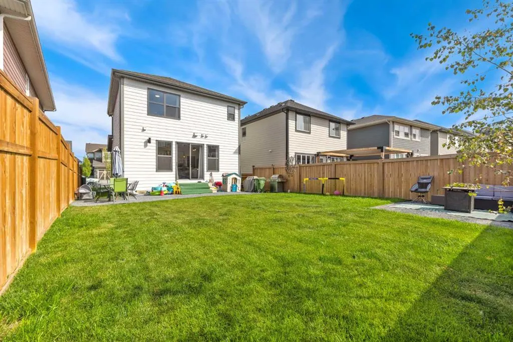 66 Magnolia Terrace SE