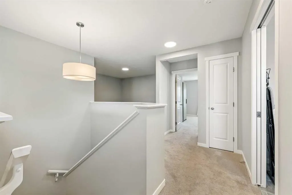 66 Magnolia Terrace SE