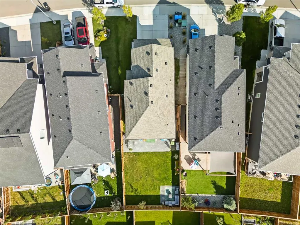 66 Magnolia Terrace SE