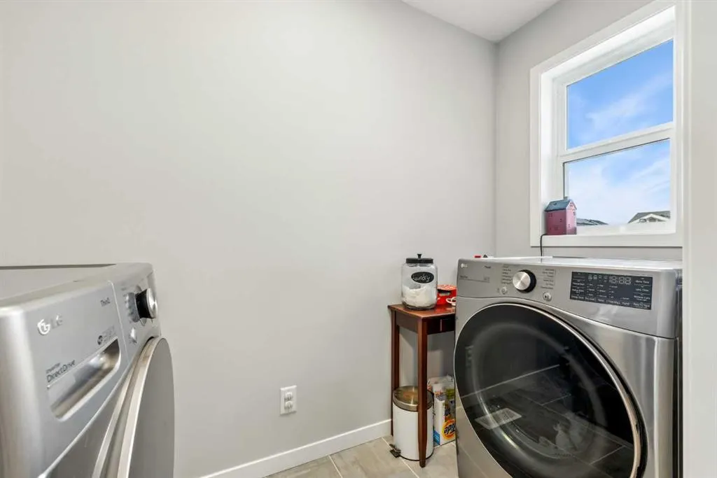 66 Magnolia Terrace SE