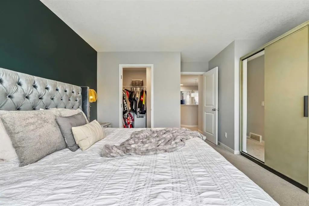 66 Magnolia Terrace SE