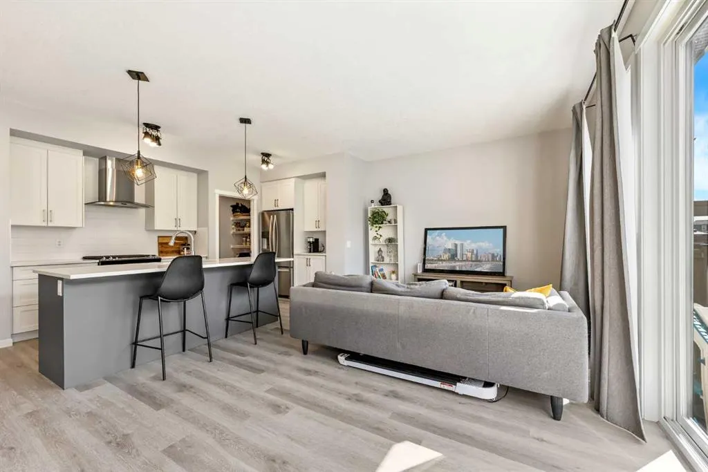 66 Magnolia Terrace SE