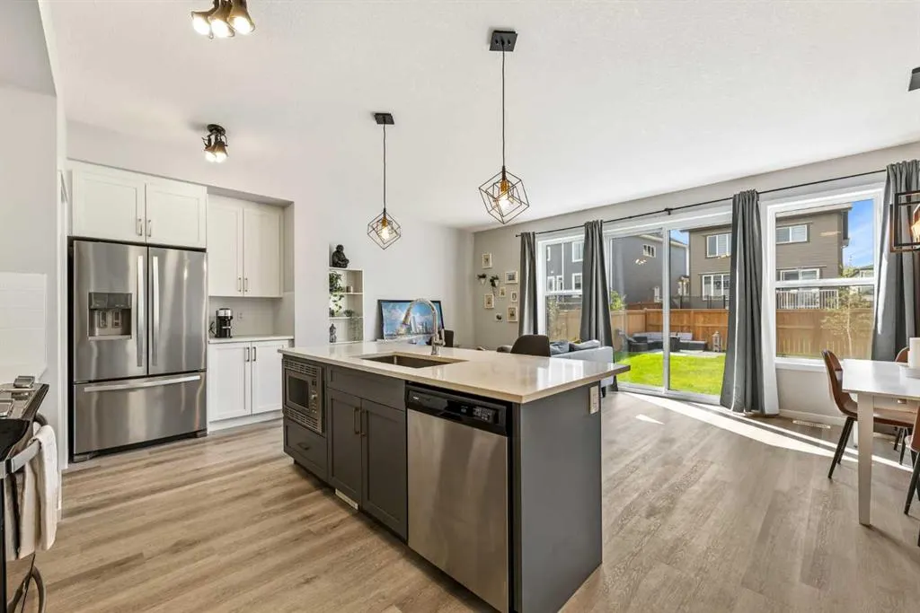 66 Magnolia Terrace SE