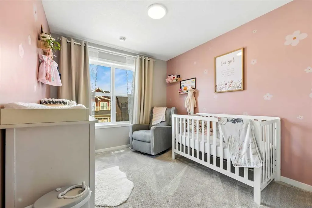 66 Magnolia Terrace SE