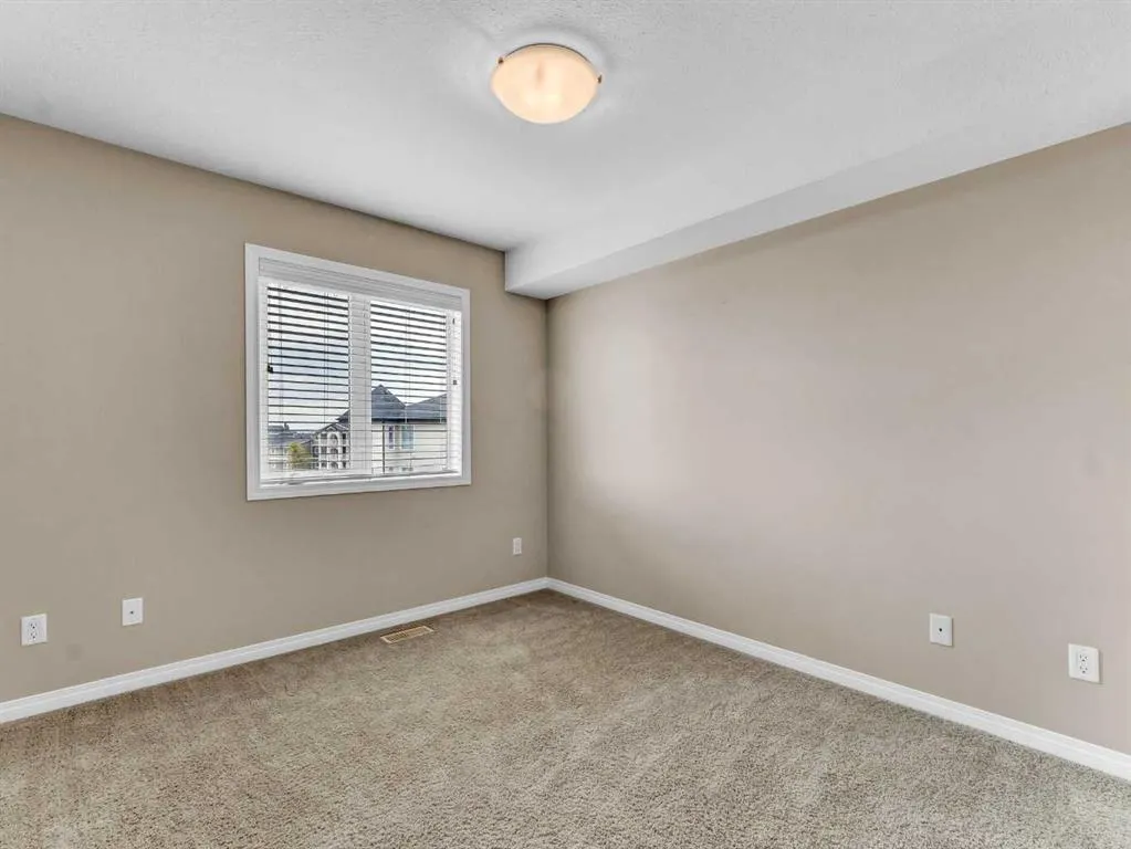 298 Somerset Way SE, #11
